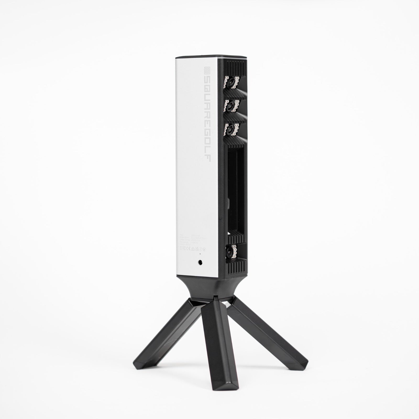 Square Golf Omni innendørs/utendørs launch monitor og simulator