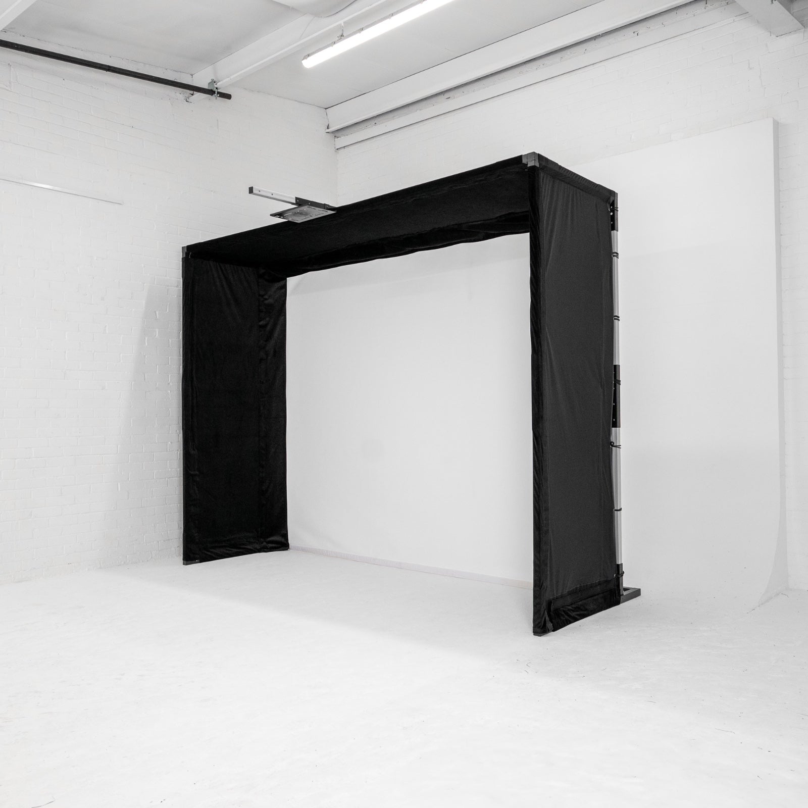 GolfBays Lux golf simulator slaginnhegning
